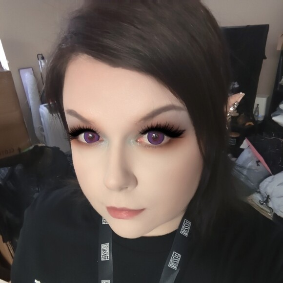 sylessnecole